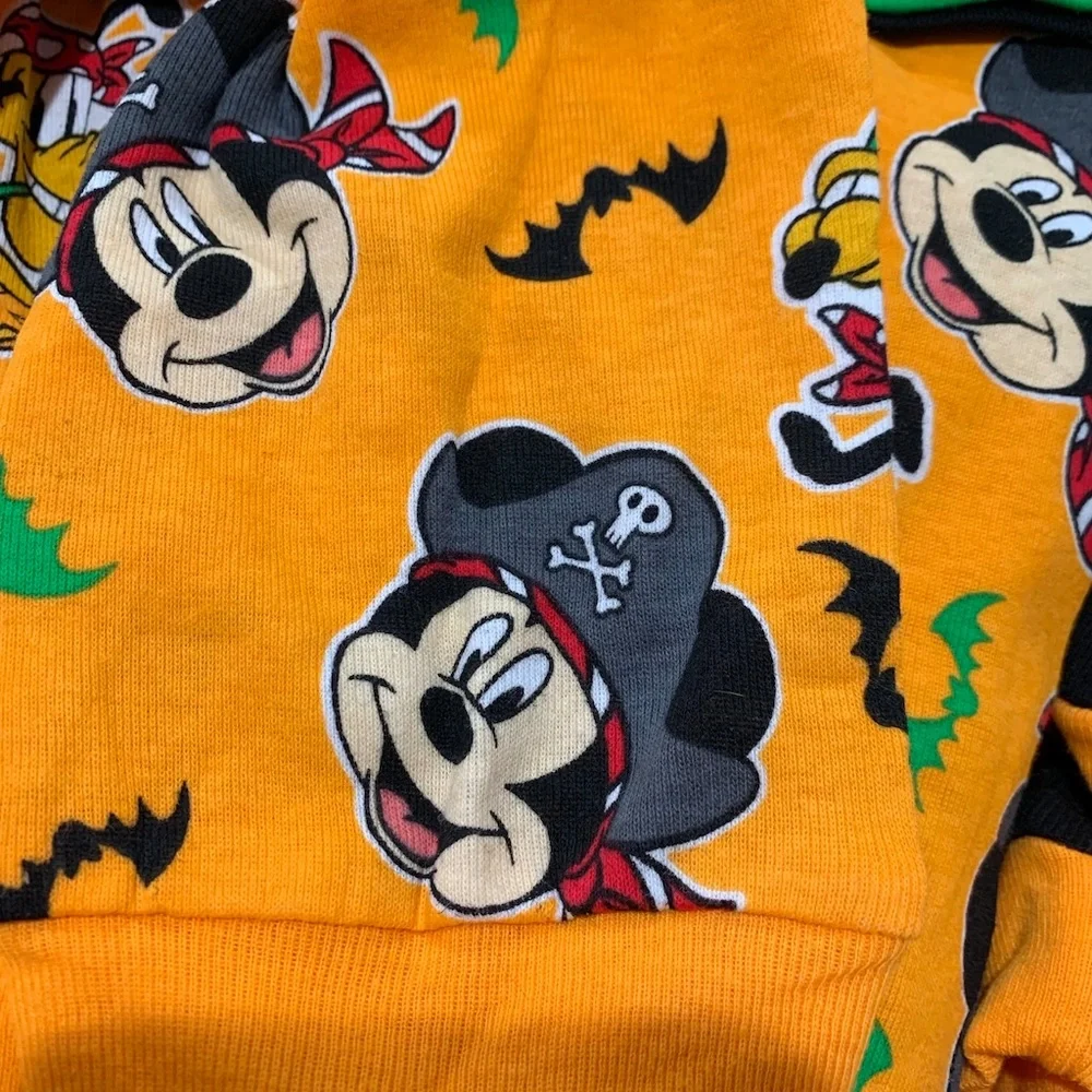 Mickey Mouse Disney Halloween Pajamas NEW